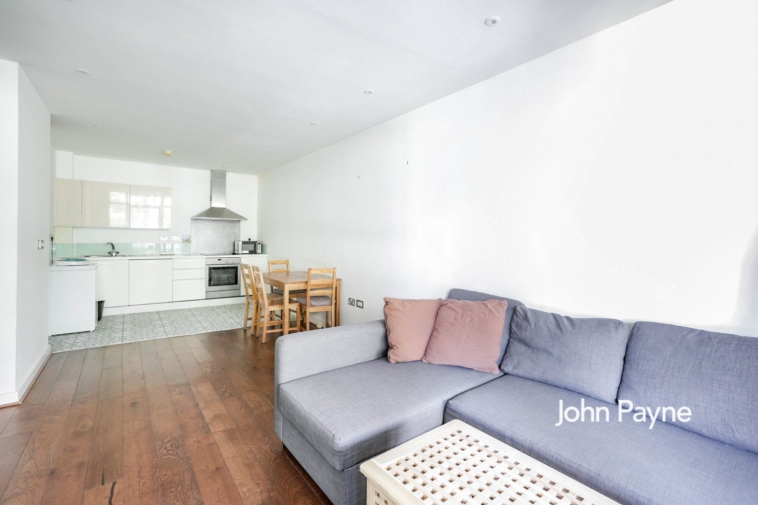 Flat Chevening Road in Greater London