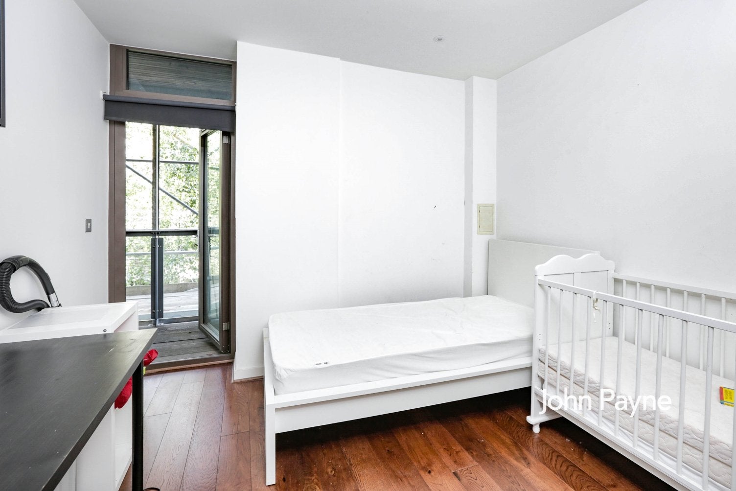 Flat Chevening Road in Greater London