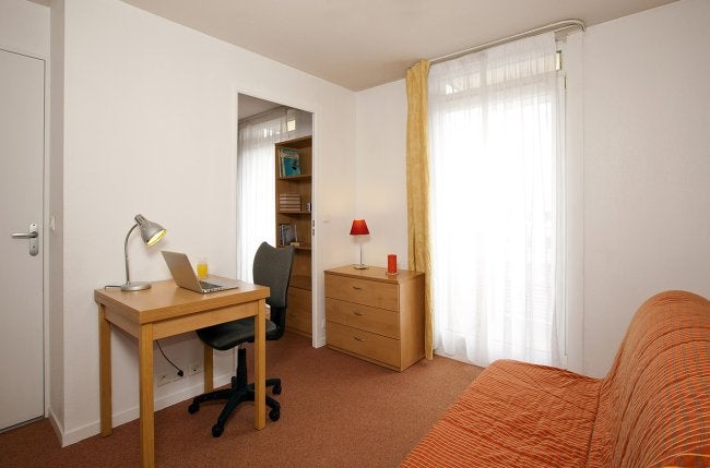 Flat Rue Jean-Jacques Rousseau in Ivry-sur-Seine