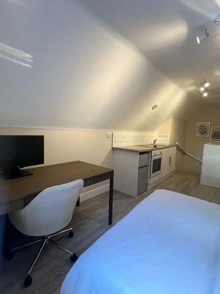 Room Bayford Way in Uttlesford