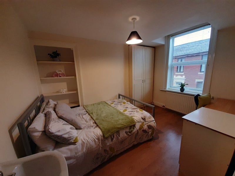 Room Osborne Street in Preston