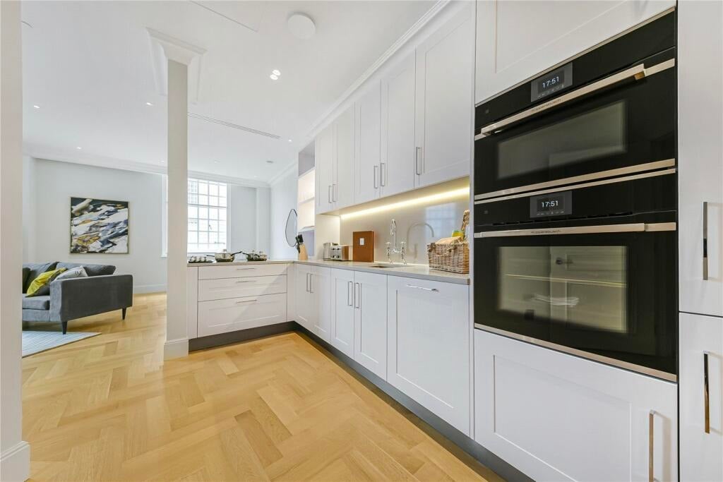Flat Great George Street in City of Westminster