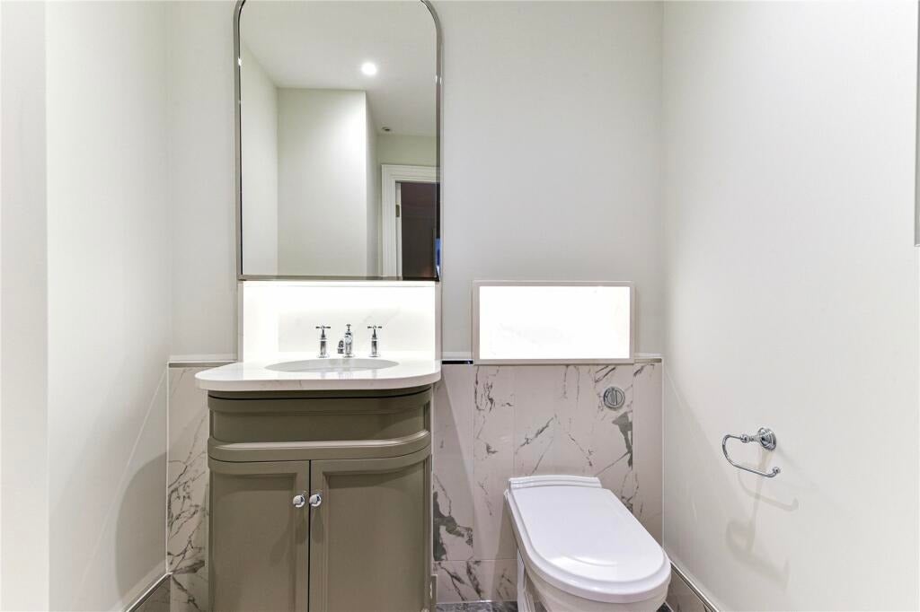 Flat Great George Street in City of Westminster