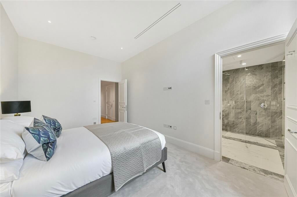 Flat Great George Street in City of Westminster