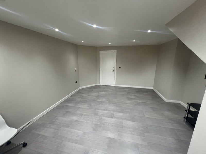 Room Camberwell New Road in Greater London