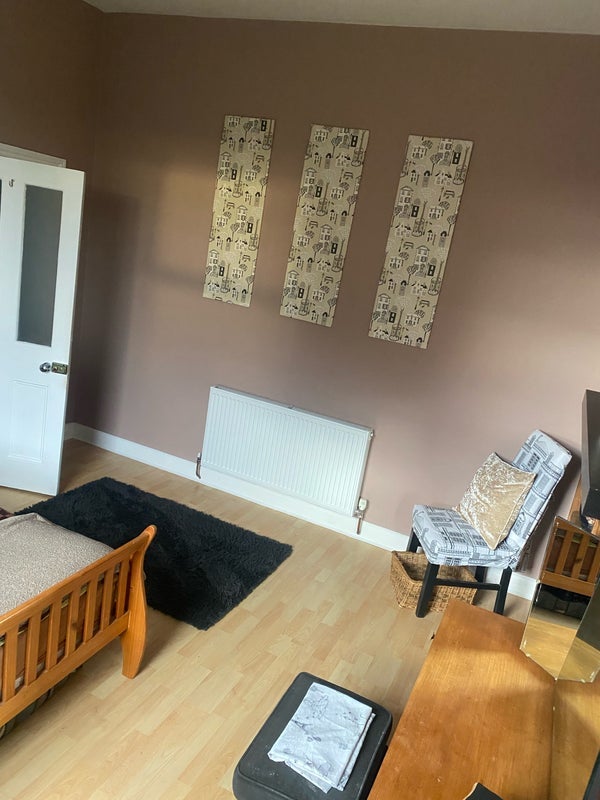 Room Barnsley Road in Wakefield