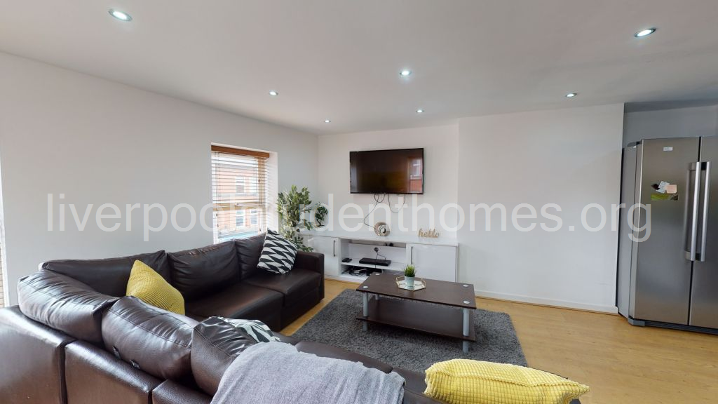 Room Shaw Street in Liverpool