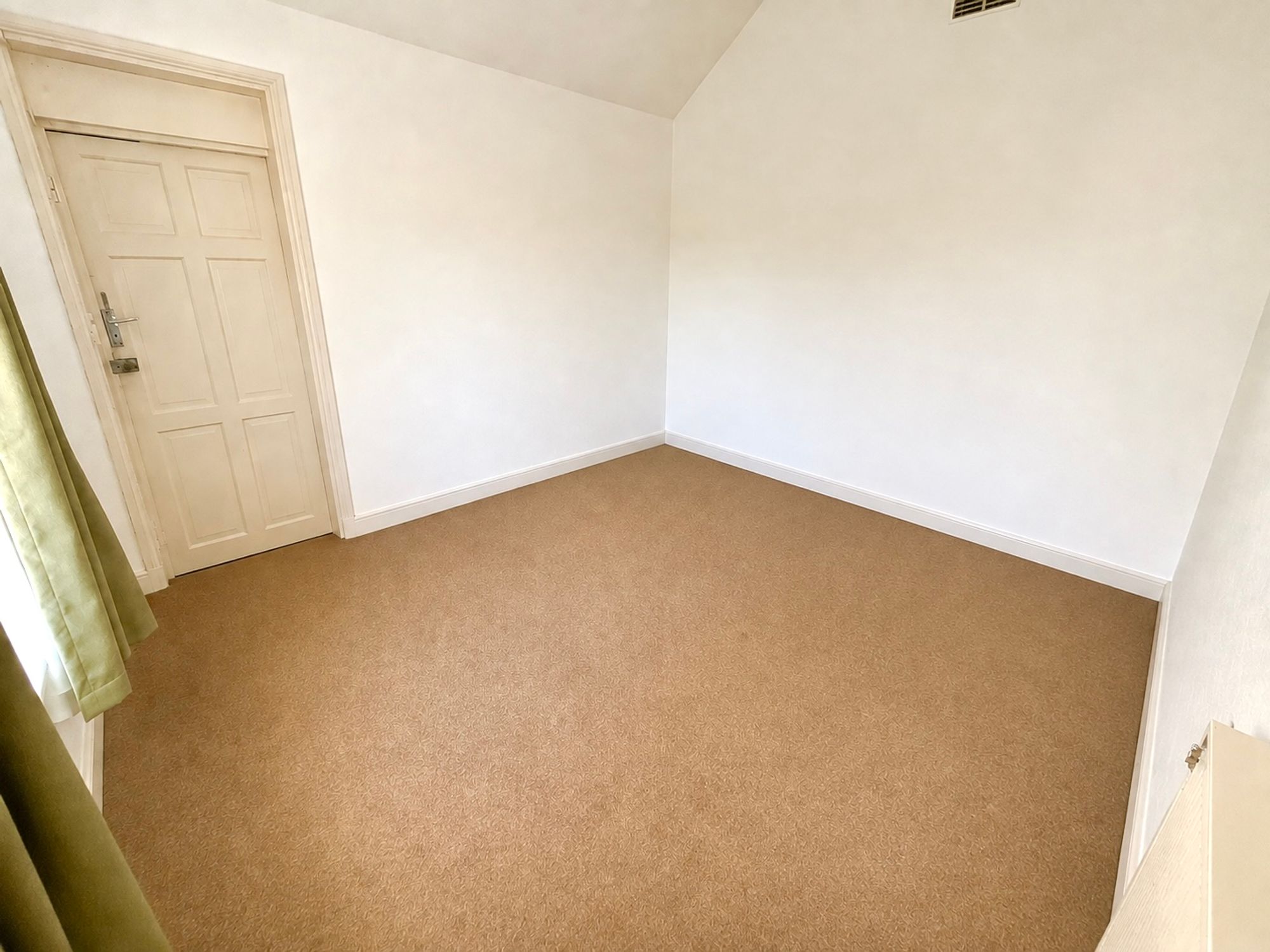 Flat Sandringham Gardens in Paignton