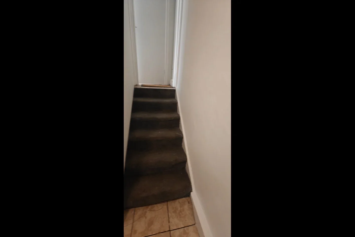 Flat Arngask Road in Greater London
