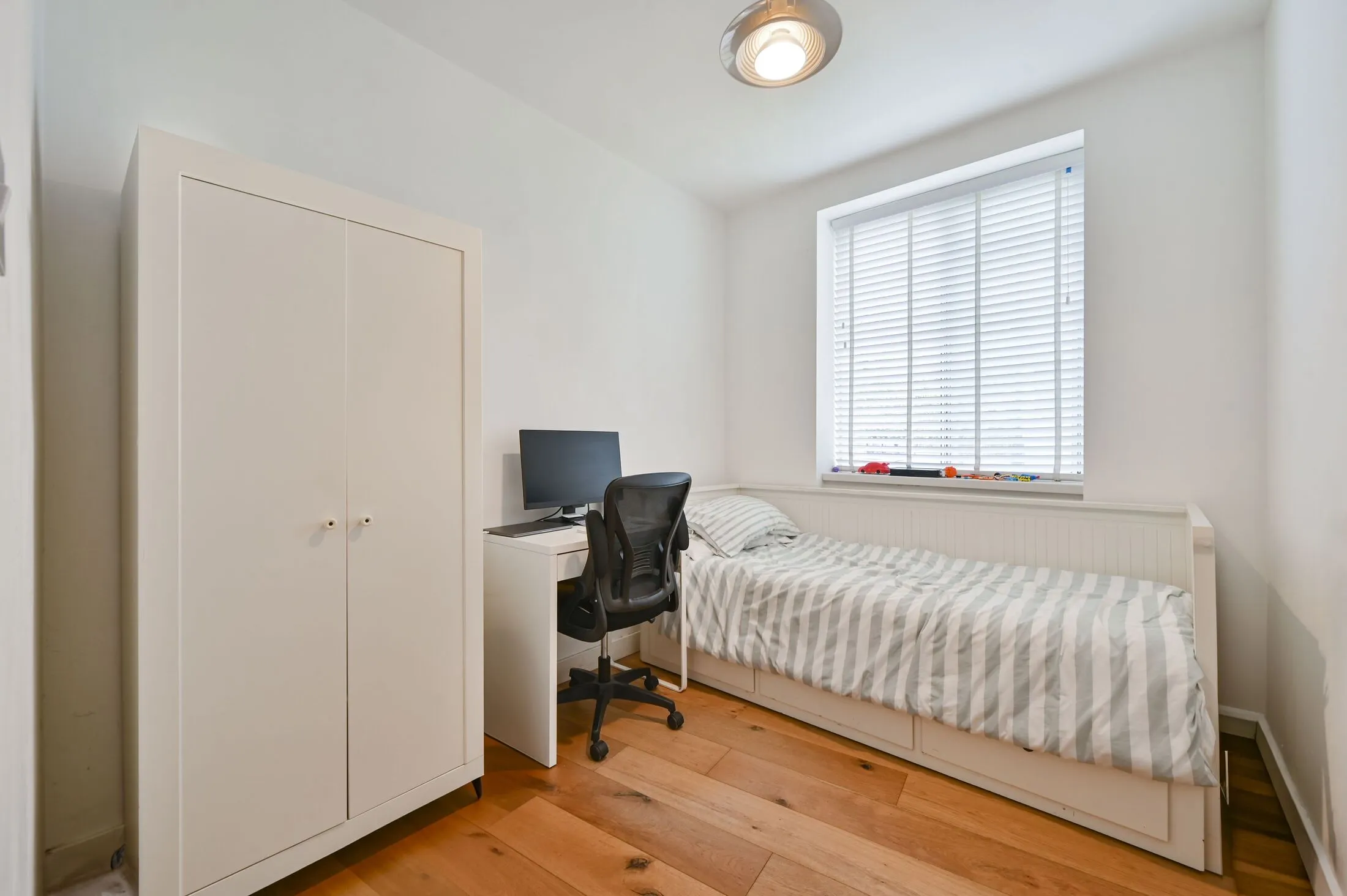 Flat Shannon Place in City of Westminster