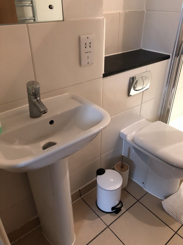 Room Capulet Square in Greater London