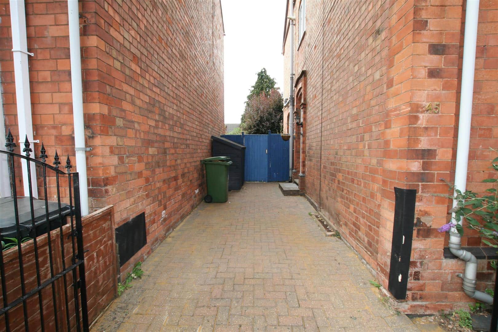 House St. Dunstan's Crescent in Worcester
