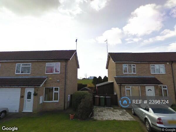 House De Bec Close in Peterborough