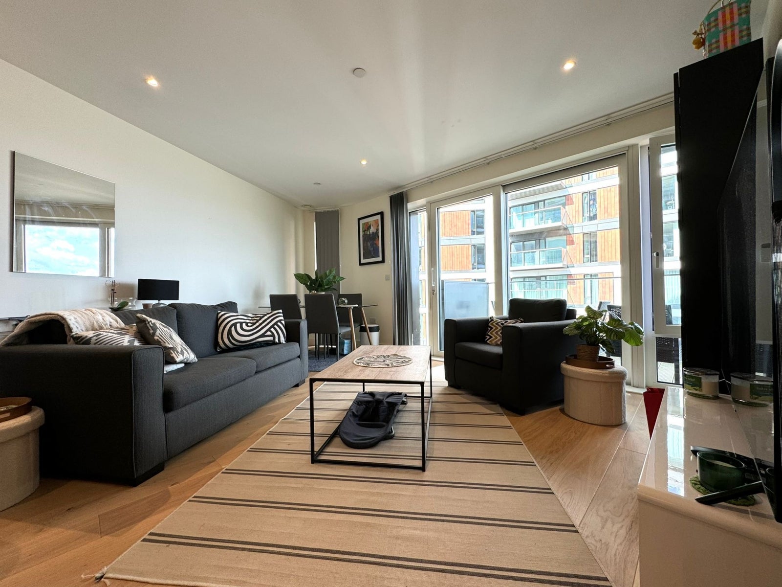 Flat Duke of Wellington Avenue in Greater London