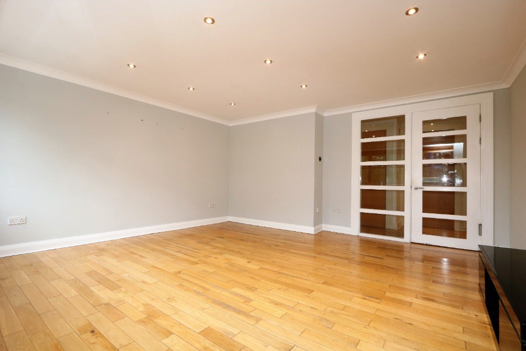 Flat Luma Gardens in Glasgow