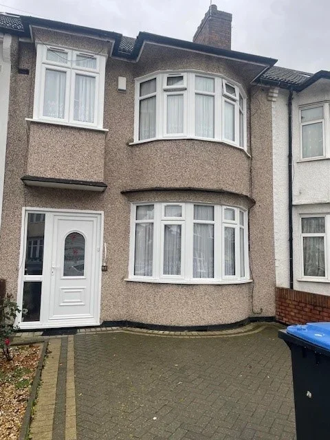 House Priory Close in Greater London
