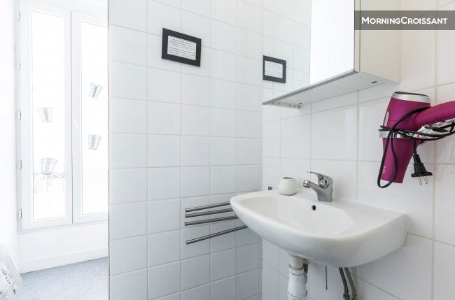 Appartement Rue Cavé à Paris