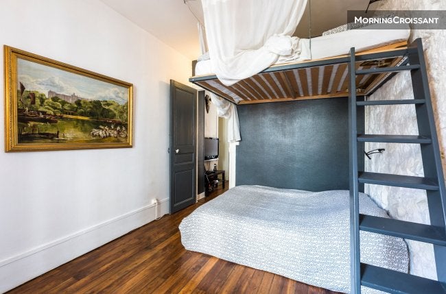 Appartement Rue Cavé à Paris