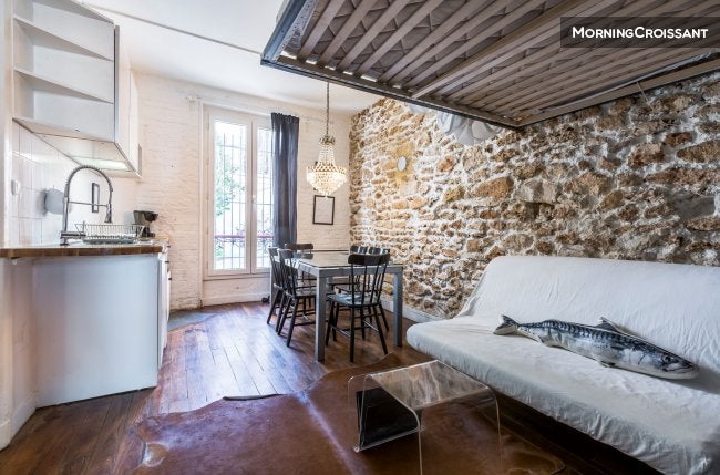 Appartement Rue Cavé à Paris