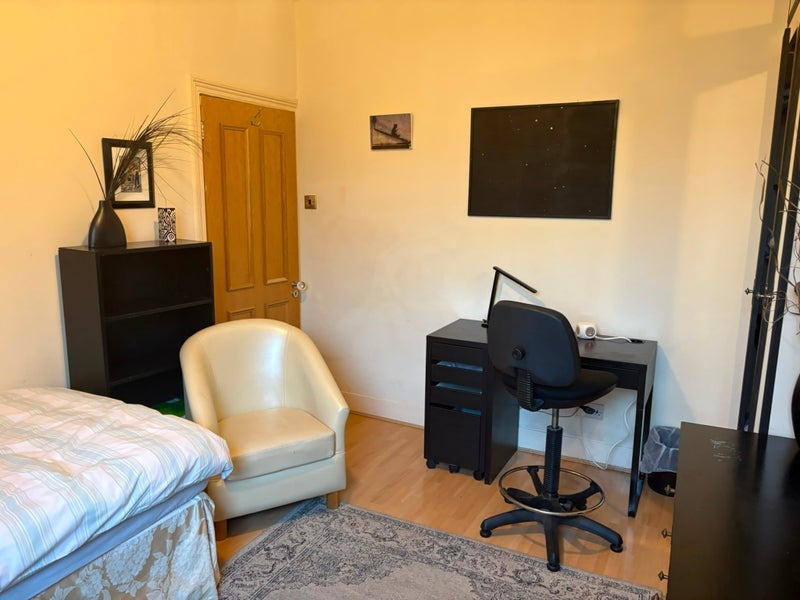 Room Crofton Road in Greater London