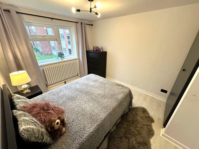 Room Gilldown Place in Birmingham