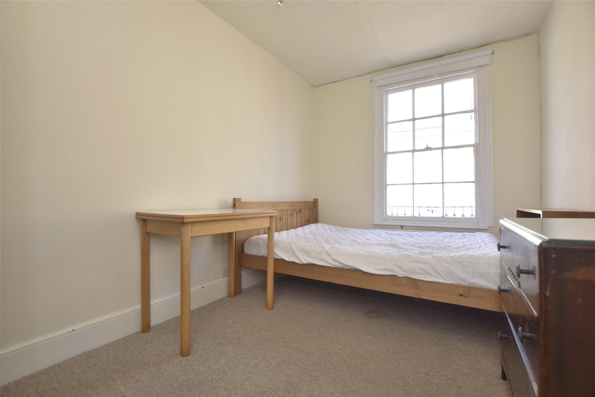 Room Portland Place in Cheltenham