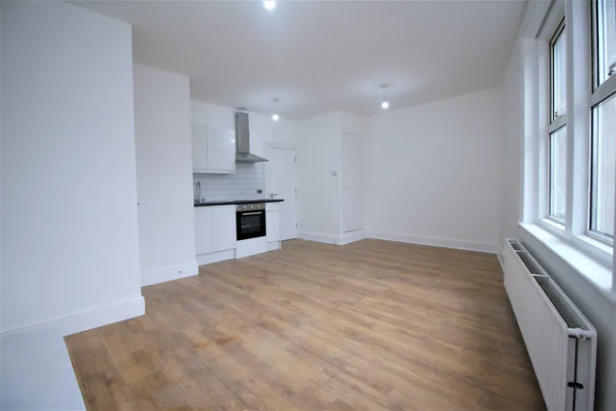 Flat Cromer Road in Watford
