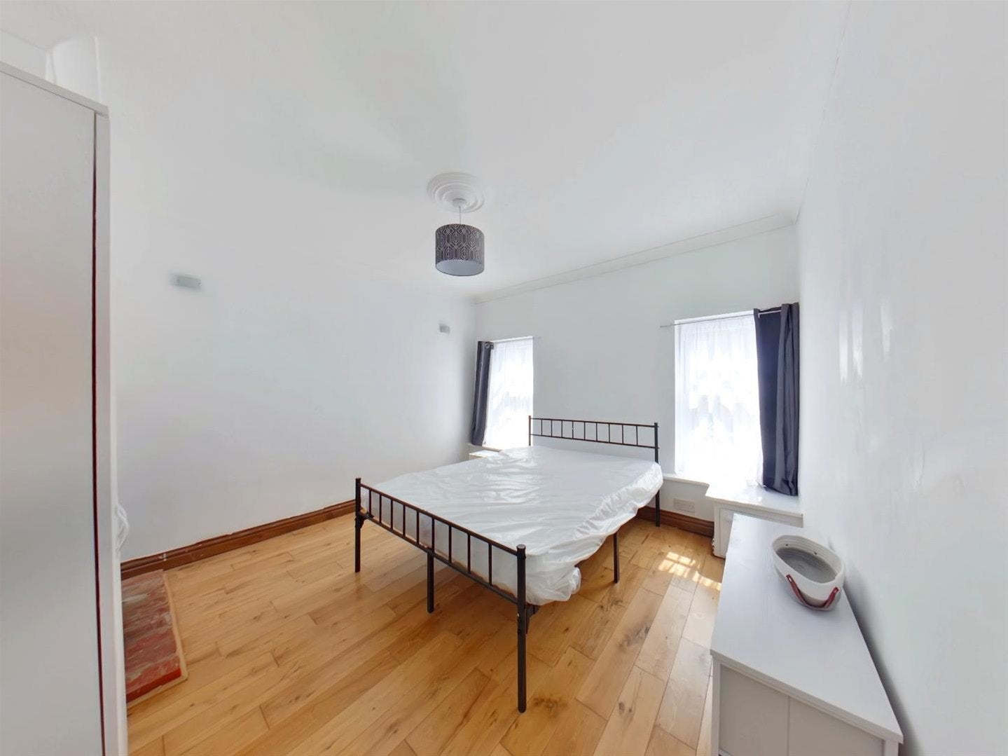 Room Mayfield Road in Gosport