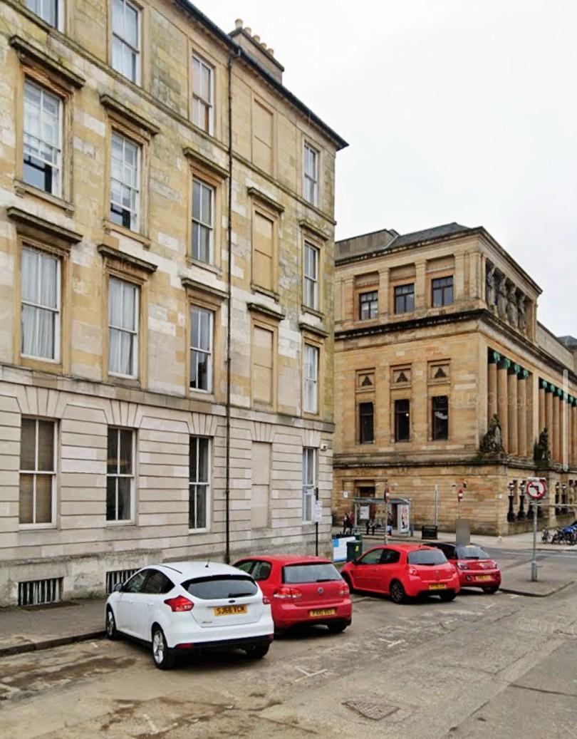 Flat Charing Cross Lane in Glasgow