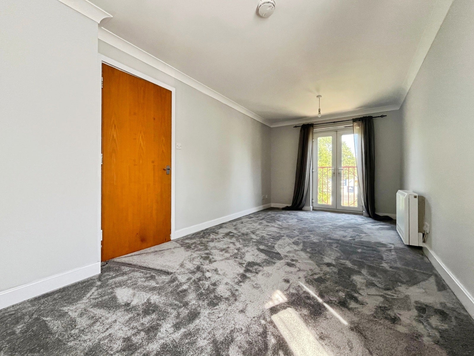 Flat Gurnell Grove in Greater London