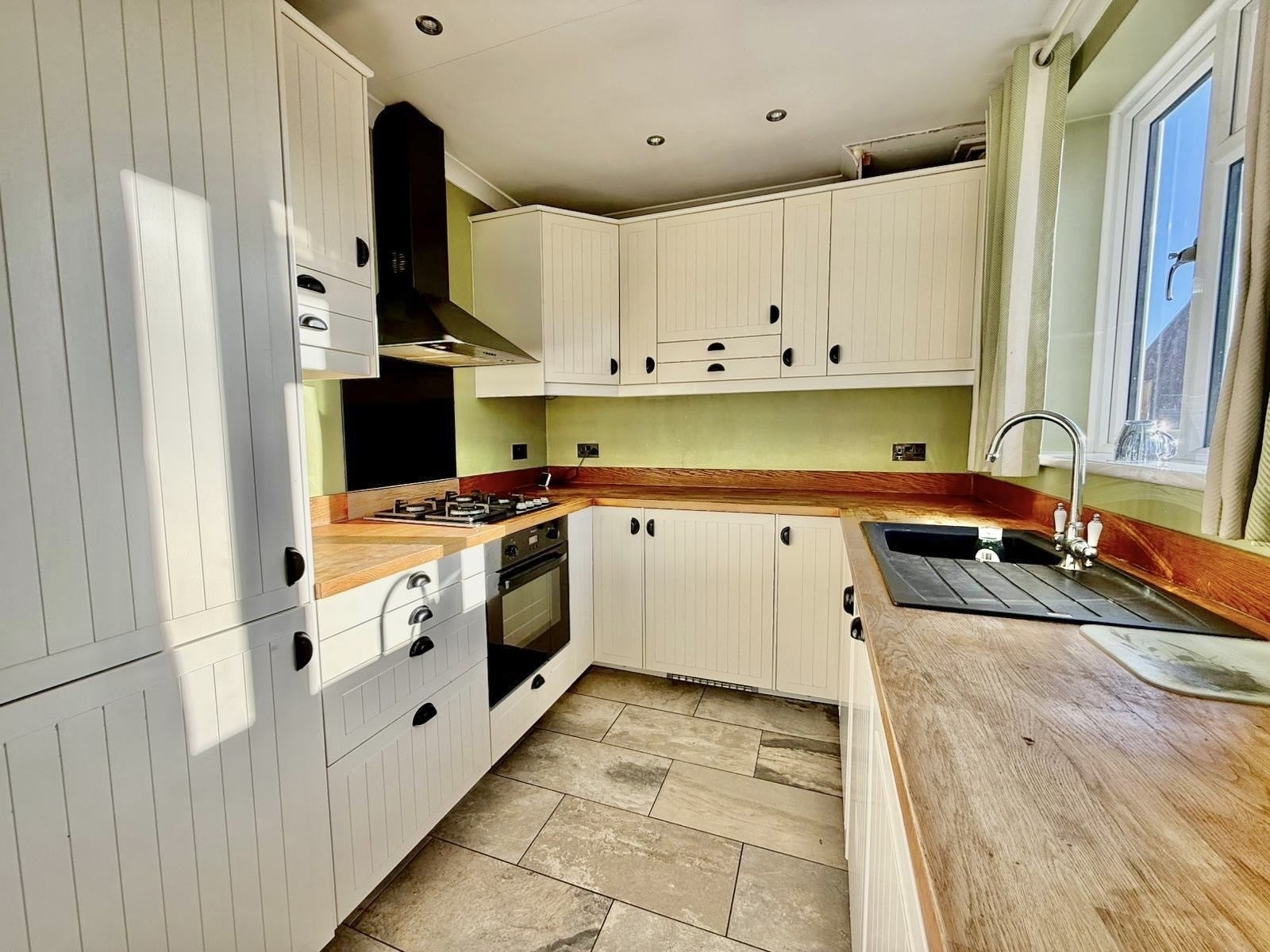 House Monnow Green in Kenningtons