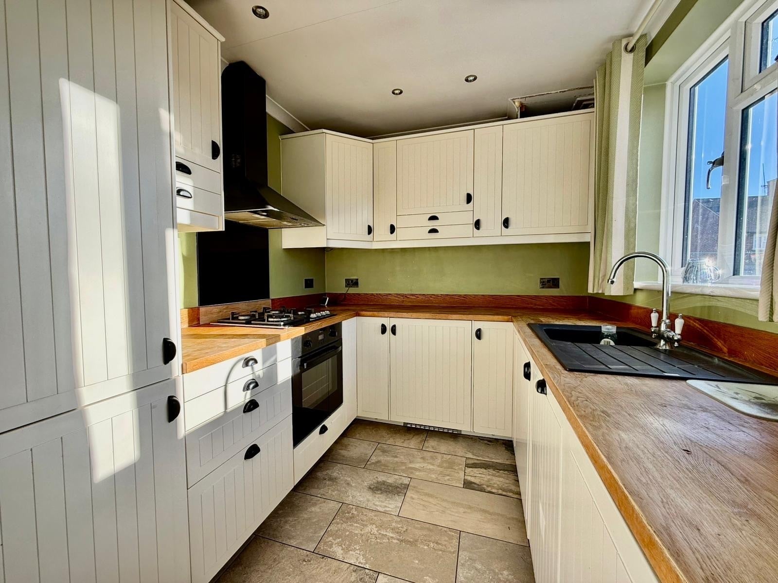 House Monnow Green in Kenningtons
