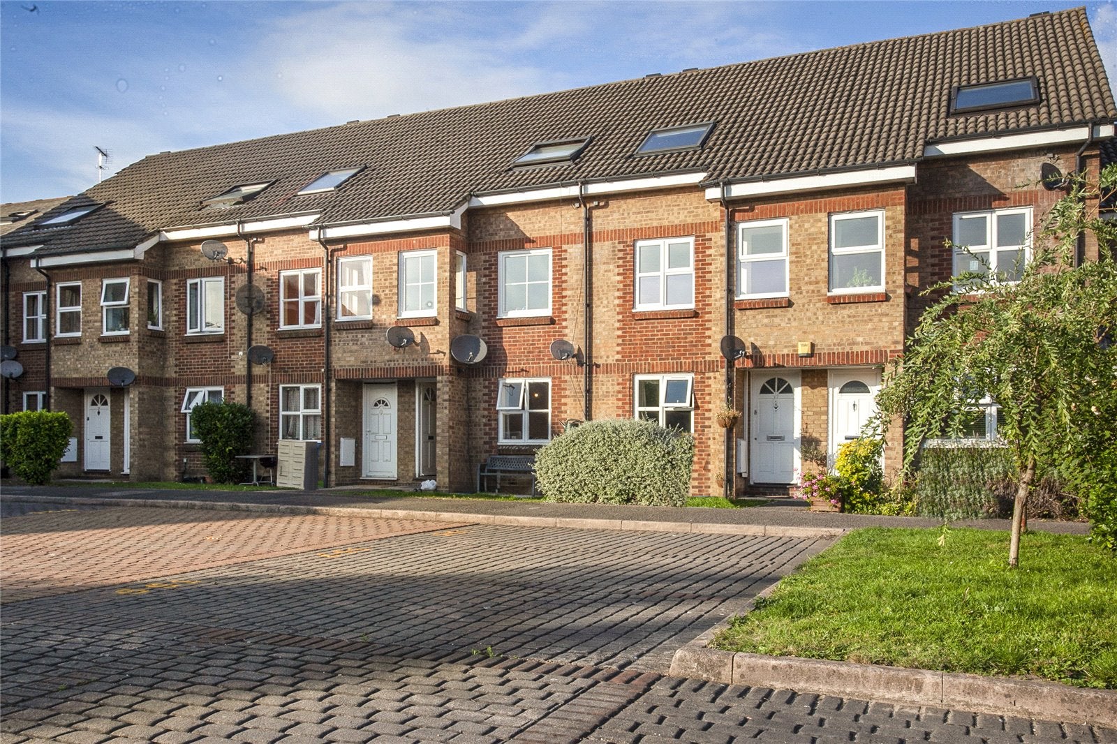 Flat Burnham Close in Greater London