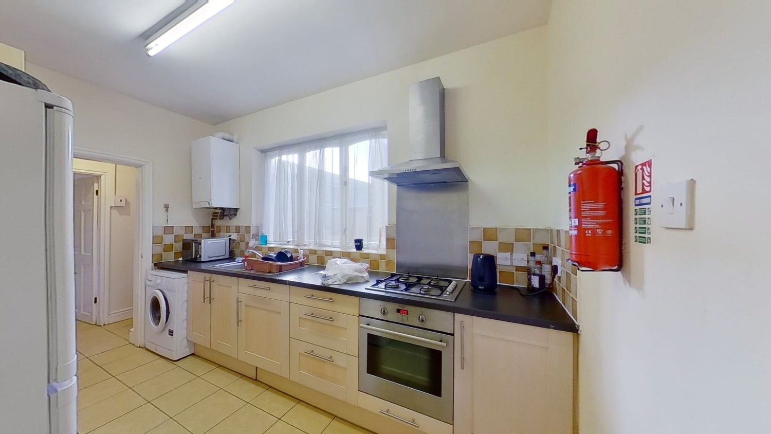 Room Woodborough Road in Nottingham