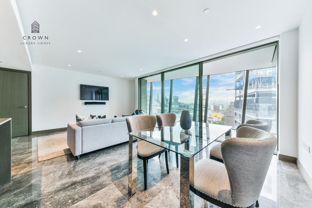 Flat Blackfriars Road in Greater London