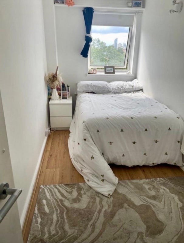 Room Francis Chichester Way in Greater London