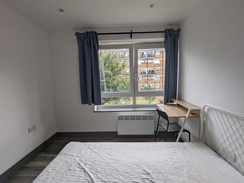 Room Fendall Street in Greater London