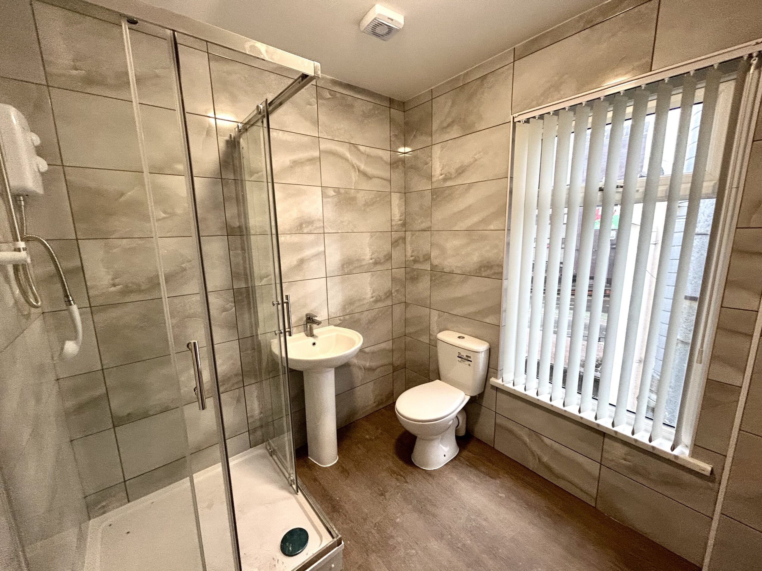Flat Taff Street in Pontypridd