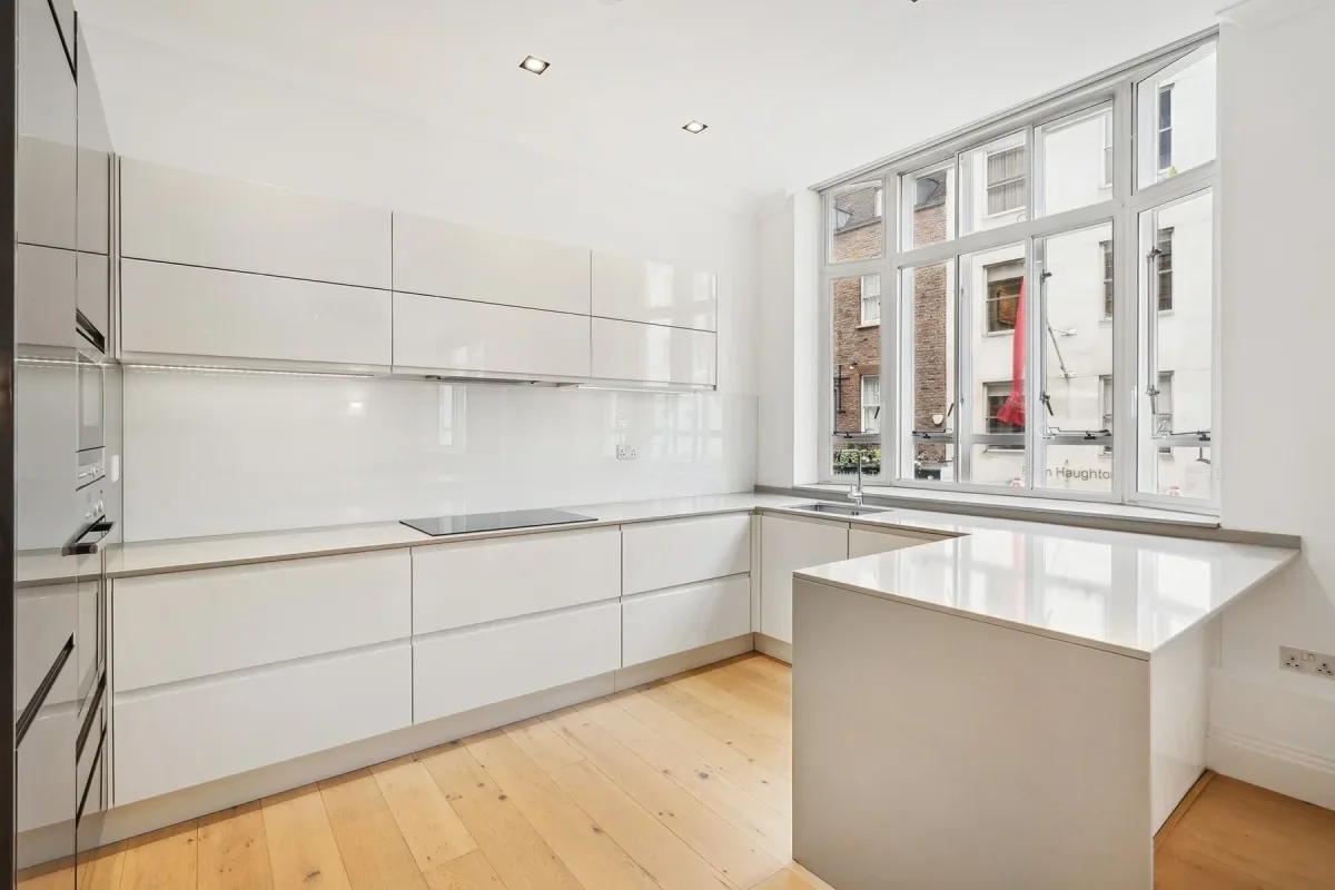 Flat King Street in City of Westminster