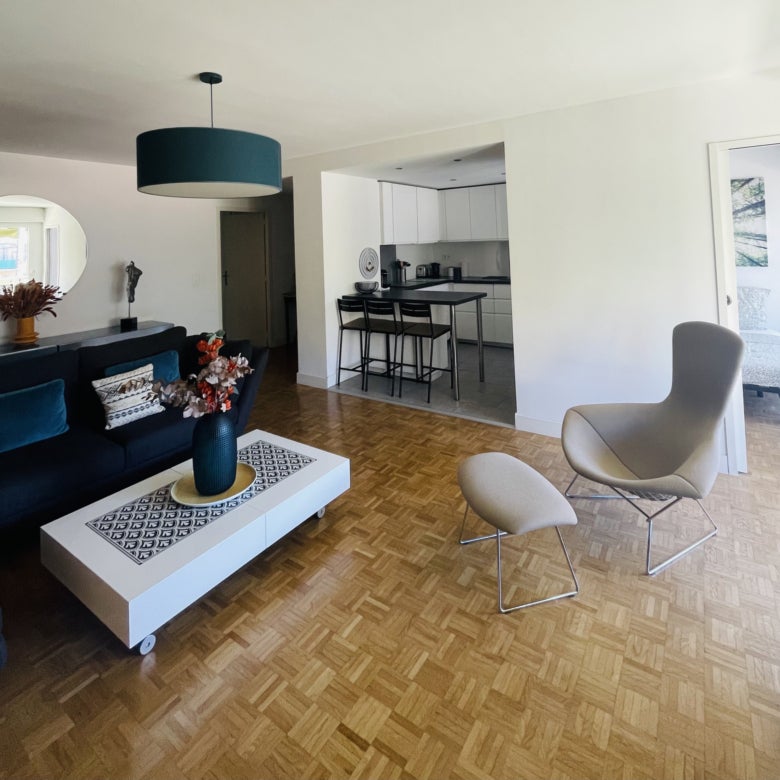 Flat Rue Edmond Rostand in Marseille