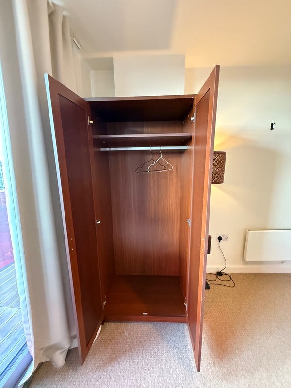 Flat Warton Road in Greater London