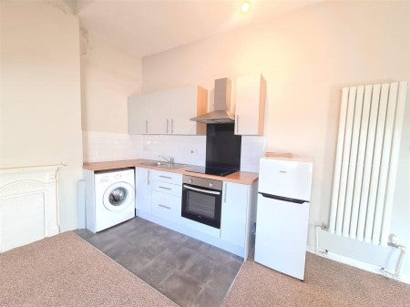 Flat Hookstone Road in Harrogate