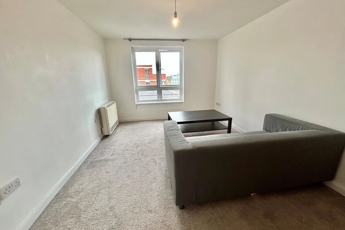 Flat Malin Hill in Nottingham