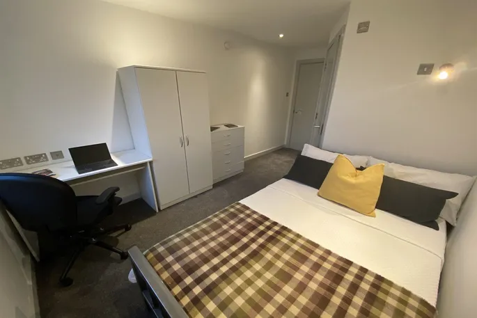 Room Moore Gate in Broxtowe