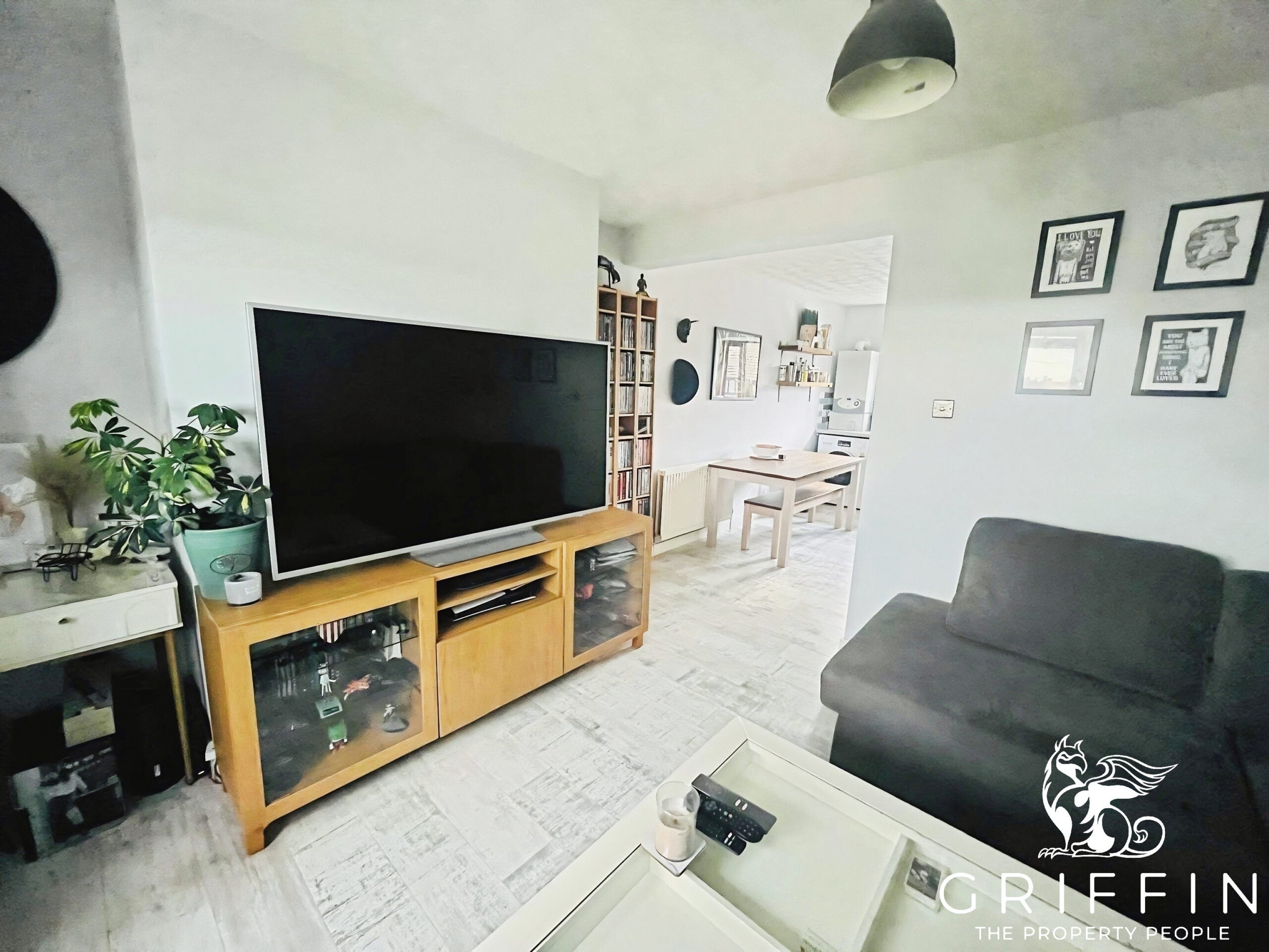 Flat Teviot Avenue in South Ockendon