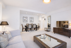 Flat Fulham Road in Greater London