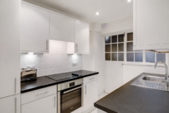 Flat Fulham Road in Greater London