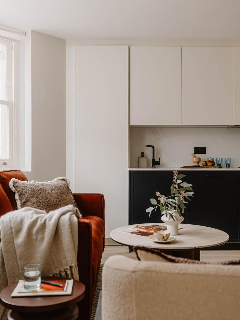 Flat Tavistock Road in Greater London