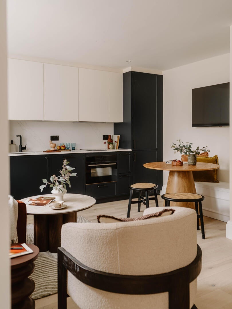 Flat Tavistock Road in Greater London