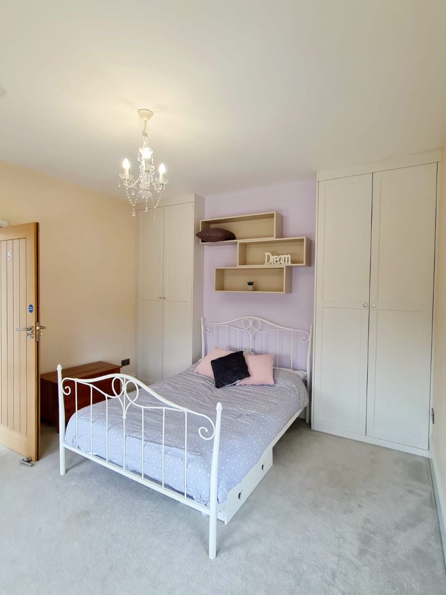 Room Higham Road in Rushden